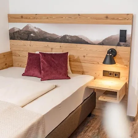 Hierzegger Hotel